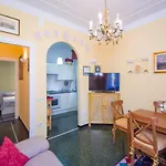 Diamond Apartment *